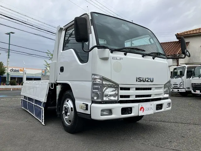 いすゞ エルフ TKG-NKR85AD(2WD)の写真17