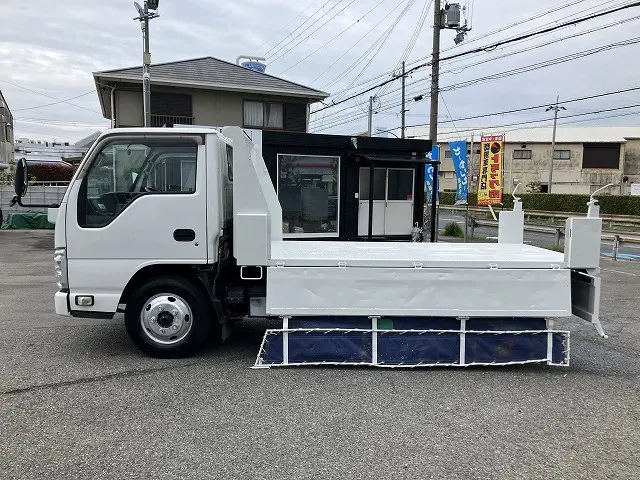 いすゞ エルフ TKG-NKR85AD(2WD)の写真18