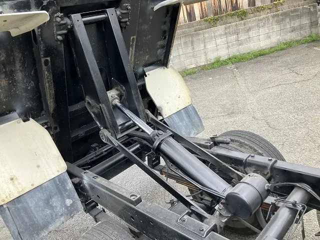 いすゞ エルフ TKG-NKR85AD(2WD)の写真31