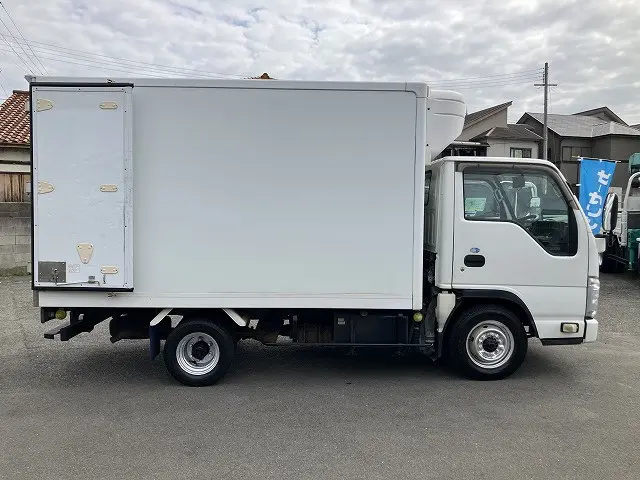 いすゞ エルフ TKG-NHR85AN(2WD)の写真12