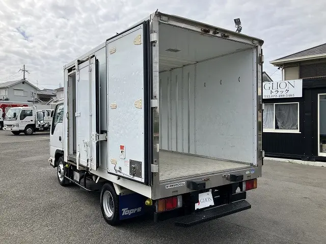 いすゞ エルフ TKG-NHR85AN(2WD)の写真13