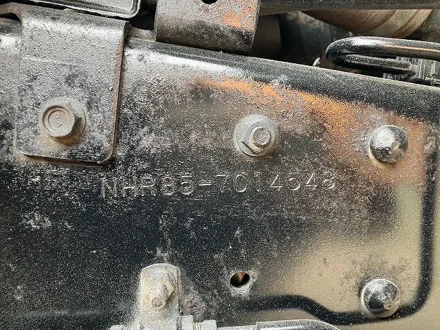 いすゞ エルフ TKG-NHR85AN(2WD)の写真17