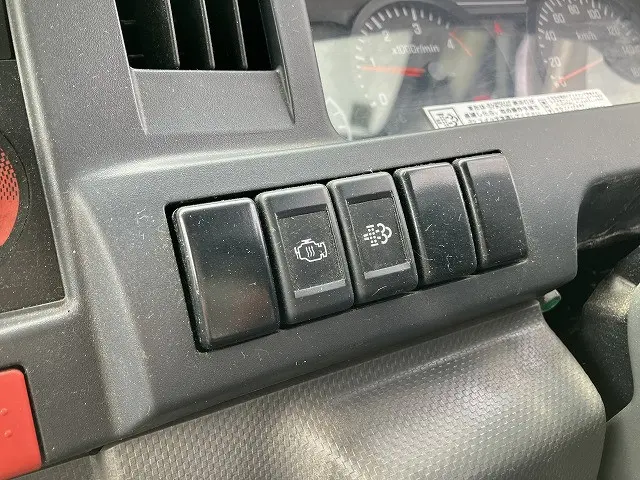 いすゞ エルフ TKG-NHR85AN(2WD)の写真36