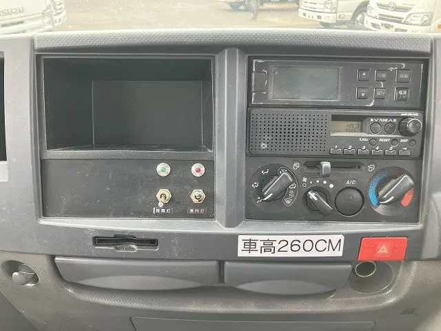 いすゞ エルフ TKG-NHR85AN(2WD)の写真37