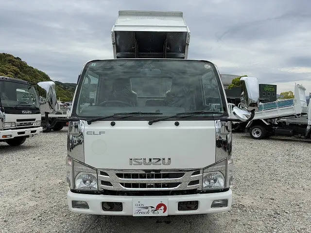 いすゞ エルフ TKG-NKR85AD(2WD)の写真2
