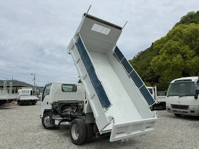 いすゞ エルフ TKG-NKR85AD(2WD)の写真6