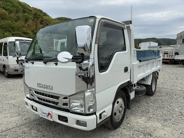 いすゞ エルフ TKG-NKR85AD(2WD)の写真9