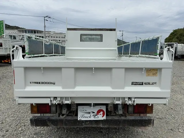 いすゞ エルフ TKG-NKR85AD(2WD)の写真13