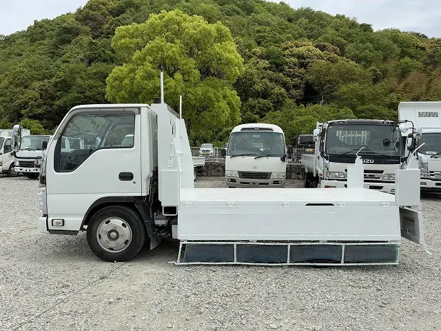 いすゞ エルフ TKG-NKR85AD(2WD)の写真36