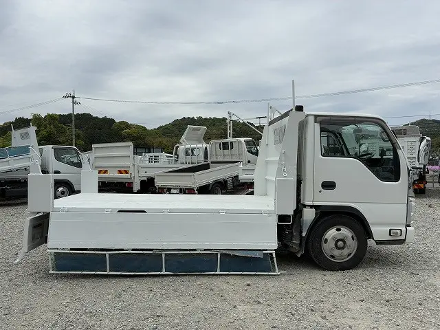 いすゞ エルフ TKG-NKR85AD(2WD)の写真38