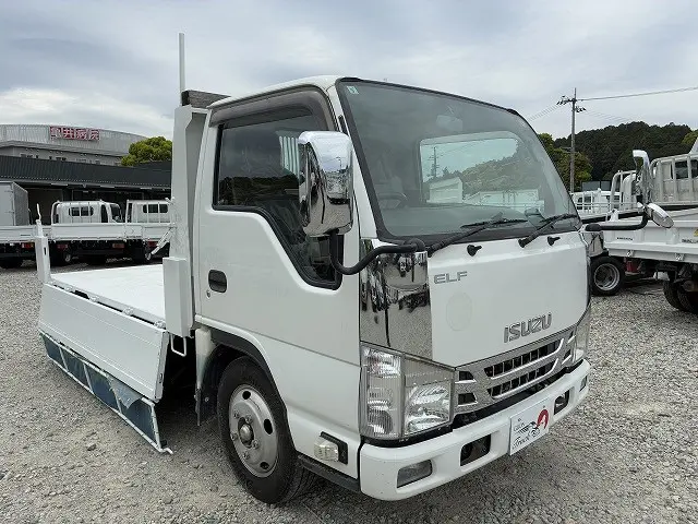 いすゞ エルフ TKG-NKR85AD(2WD)の写真39