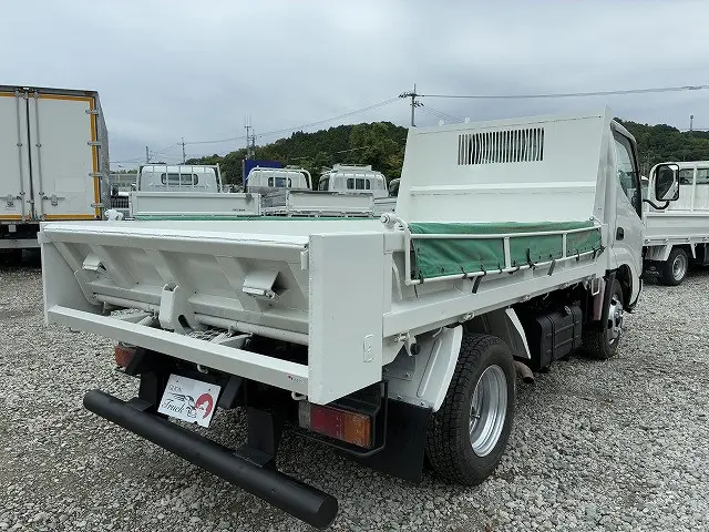トヨタ ダイナ BDG-XZU554D(2WD)の写真33