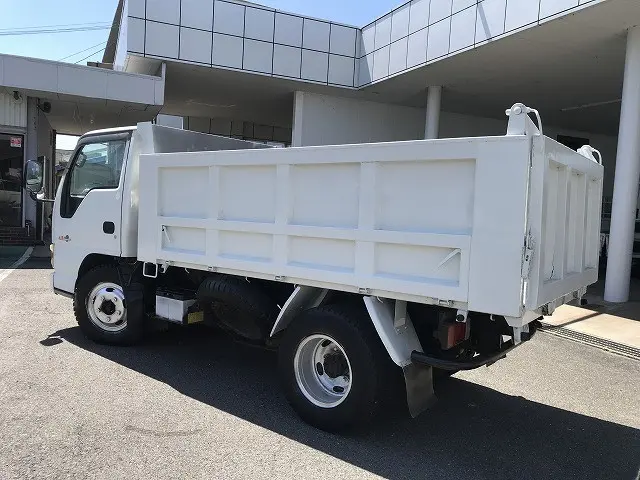 いすゞ エルフ KR-NKR81ED(2WD)の写真12