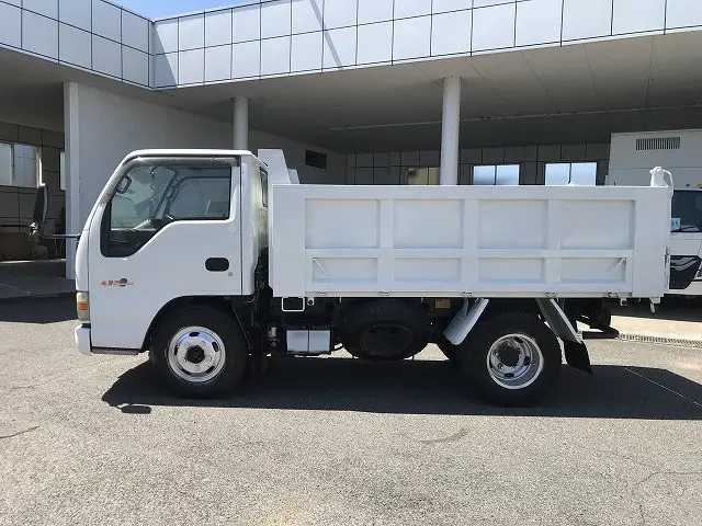 いすゞ エルフ KR-NKR81ED(2WD)の写真15