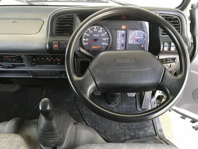 いすゞ エルフ KR-NKR81ED(2WD)の写真30