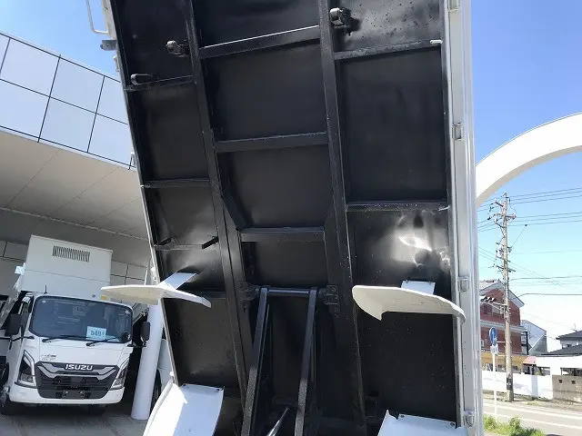 いすゞ エルフ KR-NKR81ED(2WD)の写真38