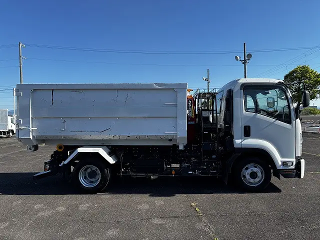 いすゞ フォワード 2RG-FRR90S2(2WD)の写真14