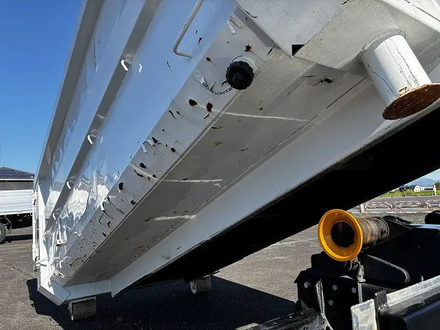 いすゞ フォワード 2RG-FRR90S2(2WD)の写真20