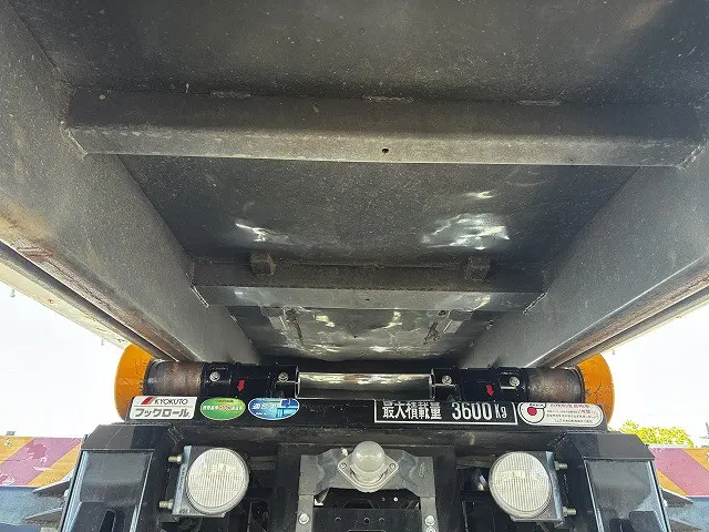 いすゞ フォワード 2RG-FRR90S2(2WD)の写真21