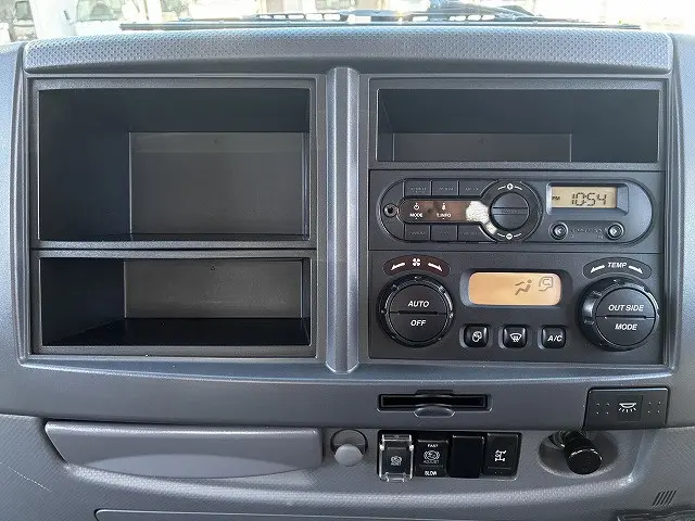 いすゞ フォワード 2RG-FRR90S2(2WD)の写真43