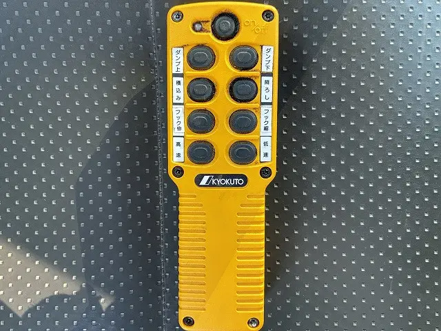 いすゞ フォワード 2RG-FRR90S2(2WD)の写真48