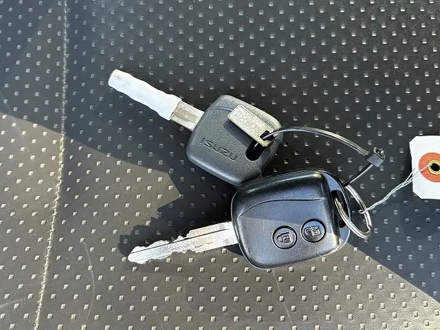 いすゞ フォワード 2RG-FRR90S2(2WD)の写真49