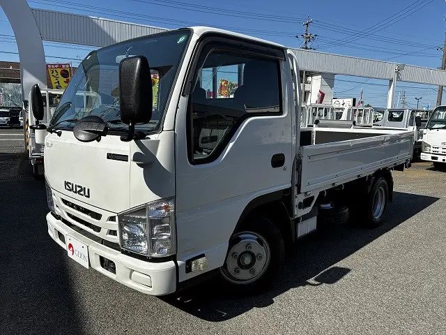 いすゞ エルフ 2RG-NJR88A(2WD)の写真1