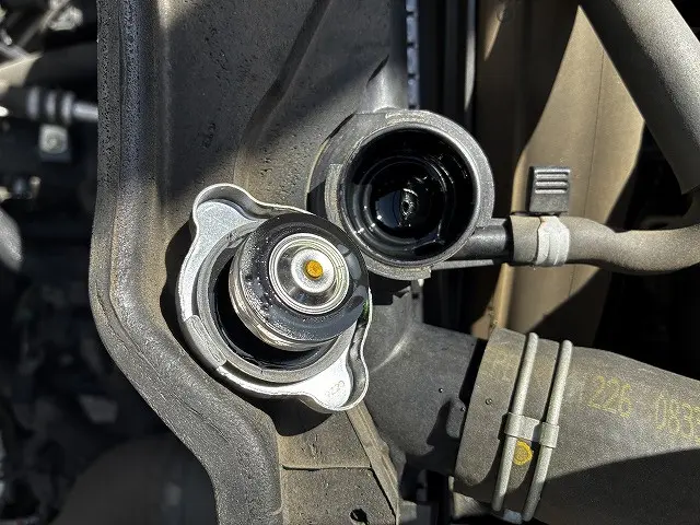 いすゞ エルフ 2RG-NJR88A(2WD)の写真23