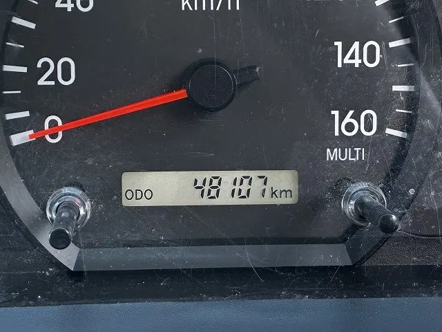 いすゞ エルフ 2RG-NJR88A(2WD)の写真39