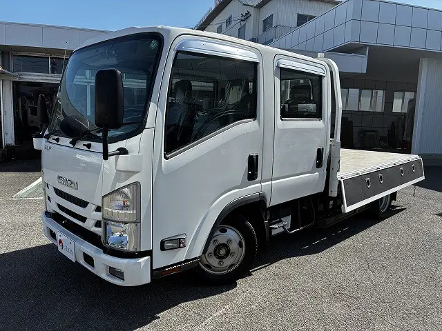 いすゞ エルフ 2RG-NLR88AR(2WD)の写真9