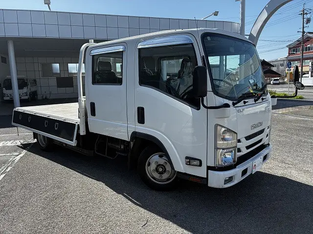 いすゞ エルフ 2RG-NLR88AR(2WD)の写真10