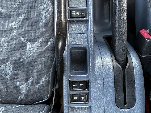 日野 レンジャー BDG-FC6JKWA(2WD)の写真47