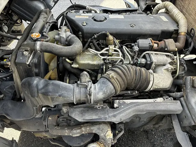 いすゞ エルフ PB-NKR81A(2WD)の写真20