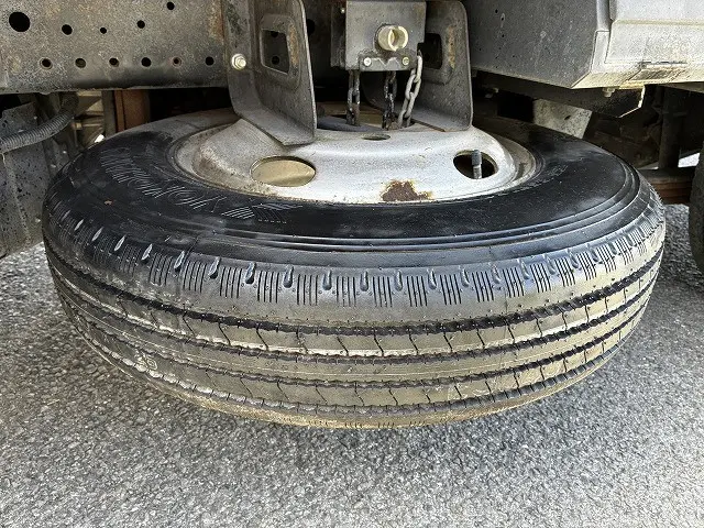 いすゞ エルフ PB-NKR81A(2WD)の写真29