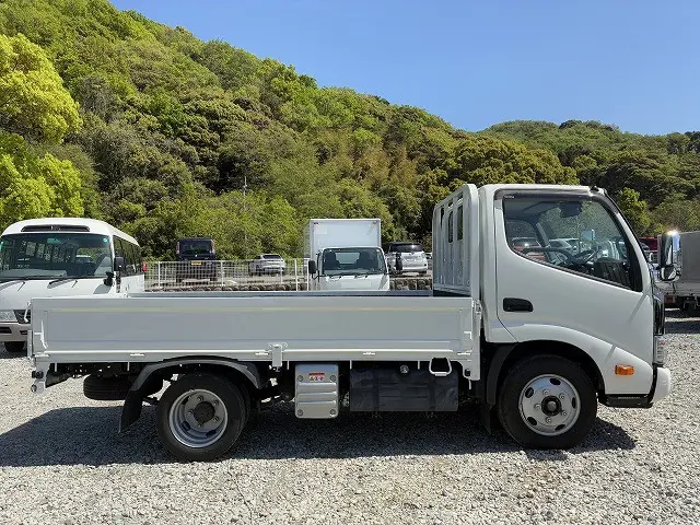 トヨタ ダイナ 2PG-XZU605(2WD)の写真5