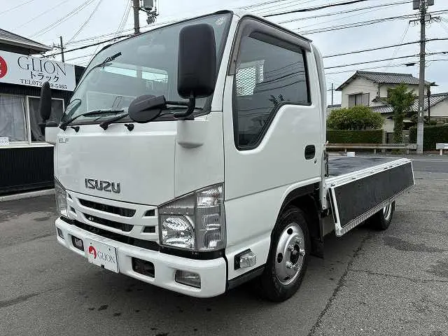 いすゞ エルフ TRG-NKR85A(2WD)の写真9