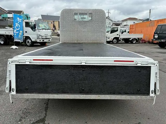 いすゞ エルフ TRG-NKR85A(2WD)の写真15