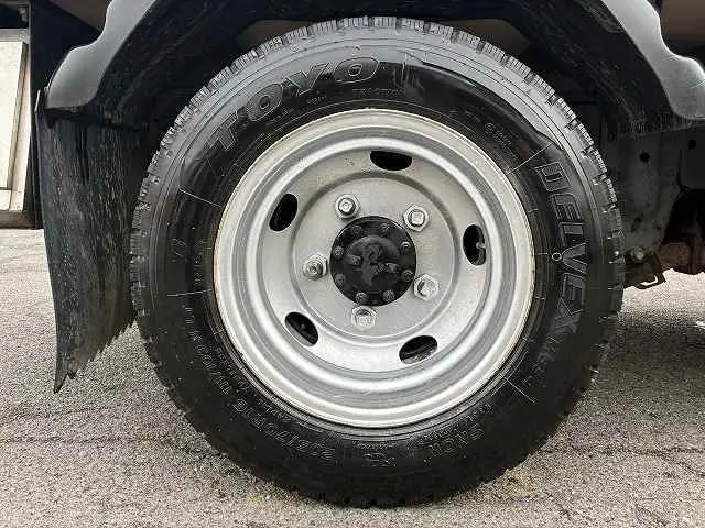 いすゞ エルフ TRG-NKR85A(2WD)の写真25