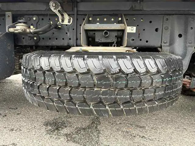 いすゞ エルフ TRG-NKR85A(2WD)の写真27