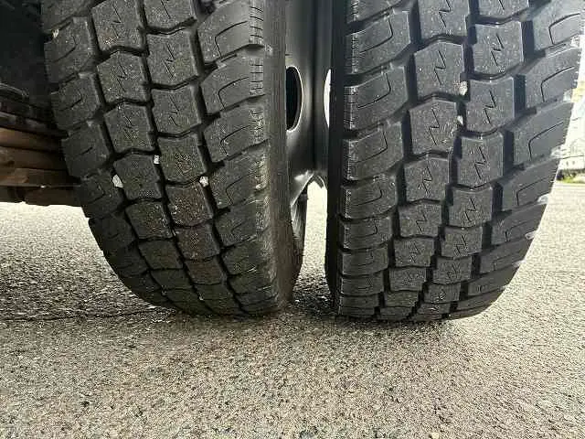 いすゞ エルフ TRG-NKR85A(2WD)の写真30