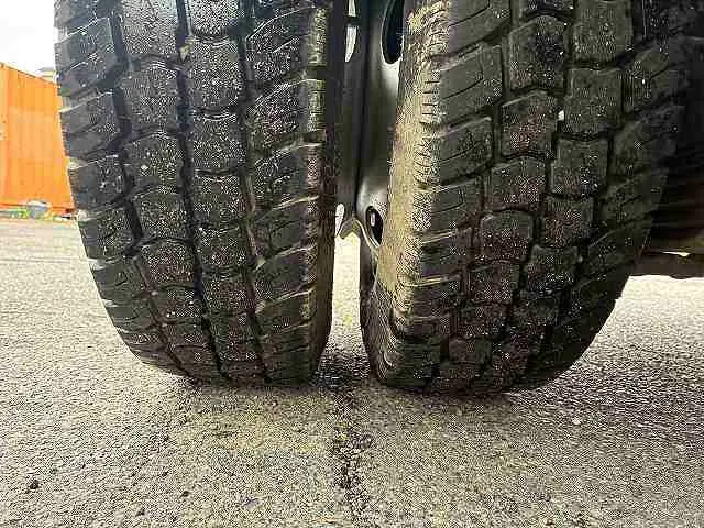 いすゞ エルフ TRG-NKR85A(2WD)の写真32