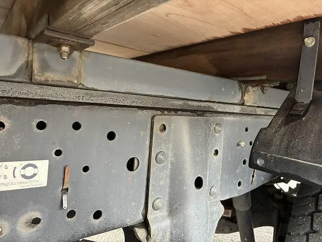 いすゞ エルフ TRG-NKR85A(2WD)の写真36