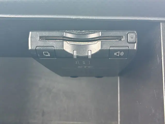 いすゞ エルフ TRG-NKR85A(2WD)の写真44