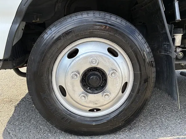 いすゞ エルフ KR-NPR81LV(2WD)の写真23