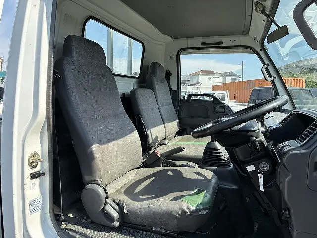 いすゞ エルフ KR-NPR81LV(2WD)の写真30