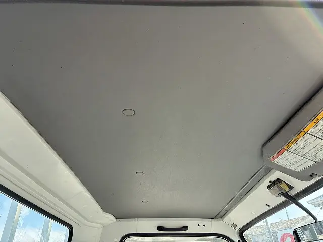 いすゞ エルフ KR-NPR81LV(2WD)の写真32