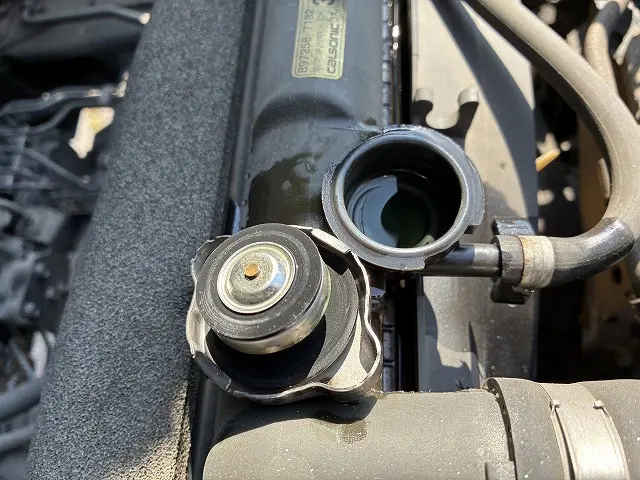 いすゞ エルフ KR-NPR81LV(2WD)の写真41