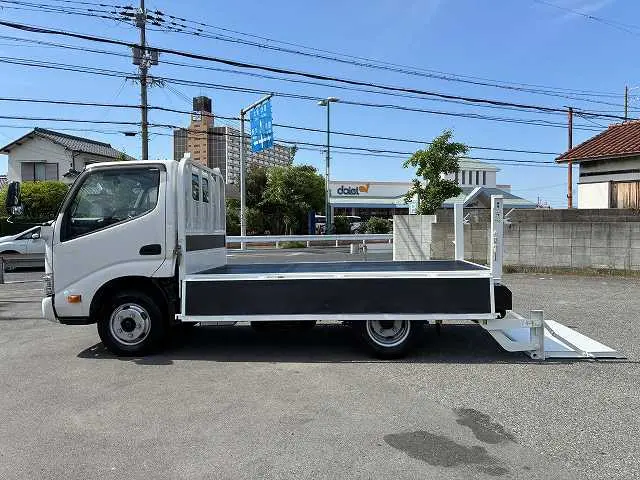 日野 デュトロ TKG-XZC605M(2WD)の写真11