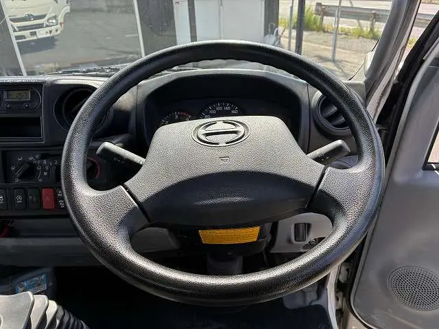 日野 デュトロ TKG-XZC605M(2WD)の写真31