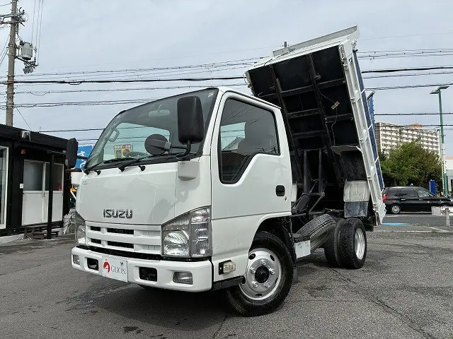 いすゞ エルフ TKG-NJR85AD(2WD)の写真1
